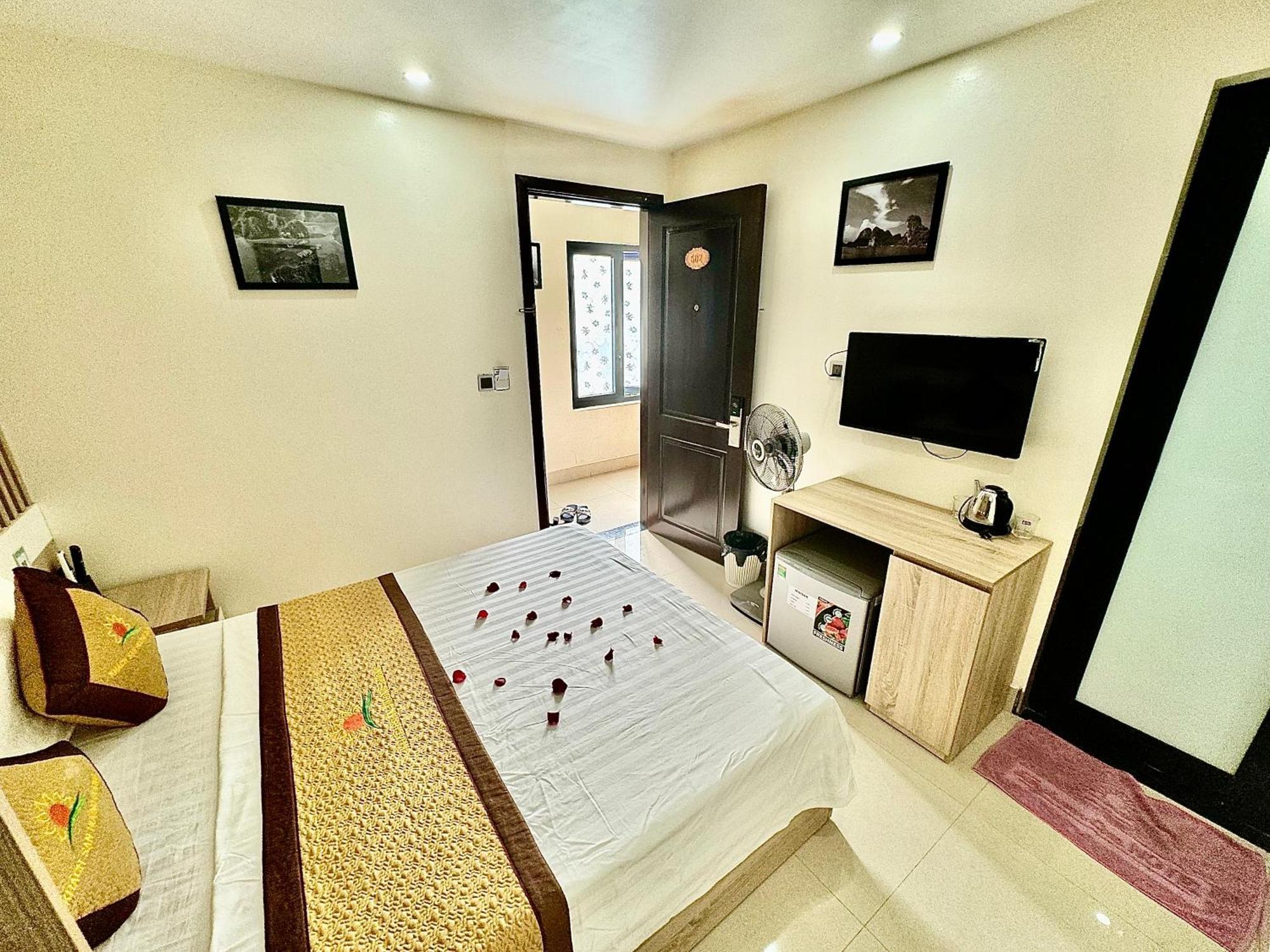 Sunflower Catba Hotel Dong Khe Sau 외부 사진