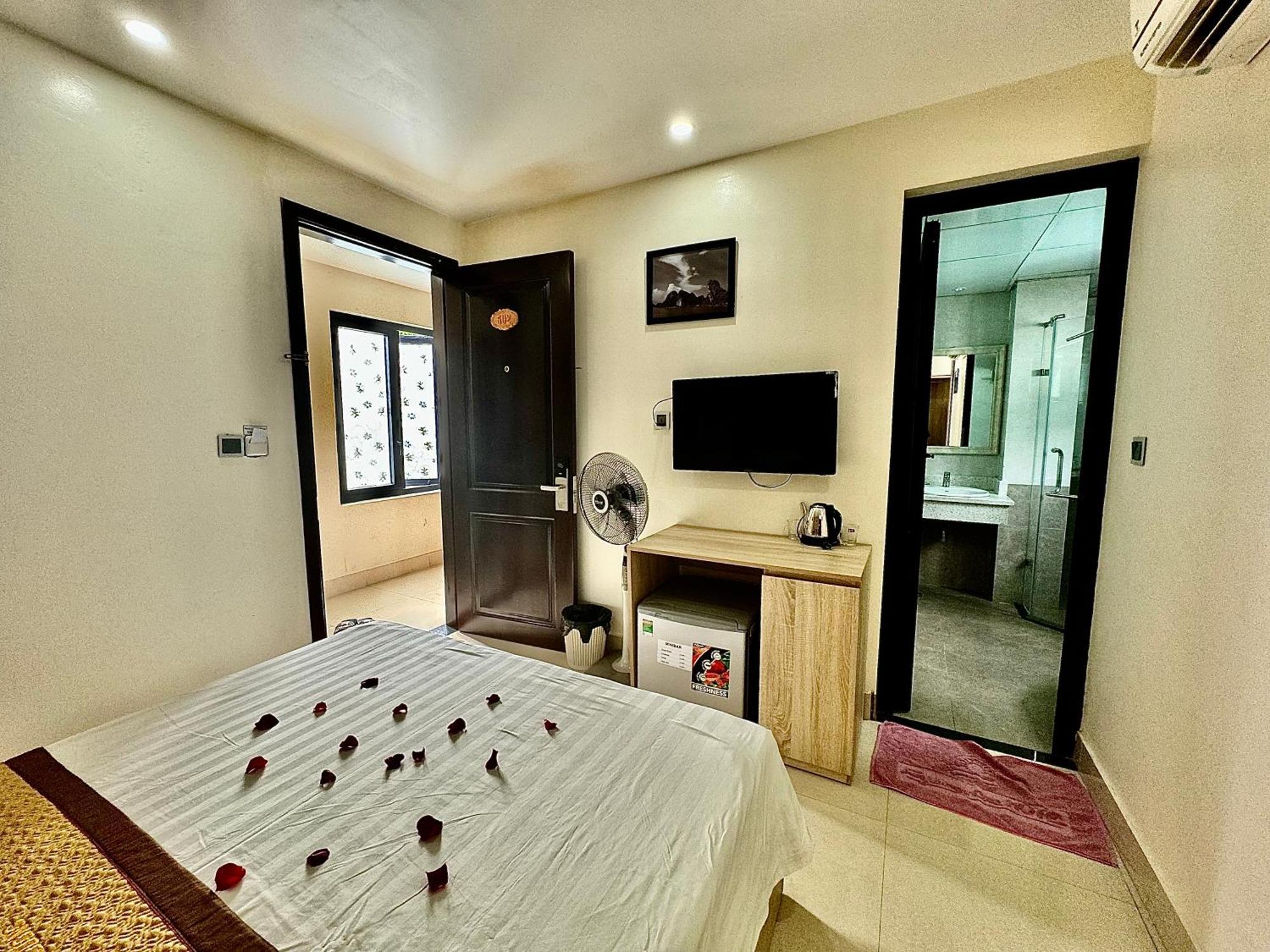 Sunflower Catba Hotel Dong Khe Sau 외부 사진