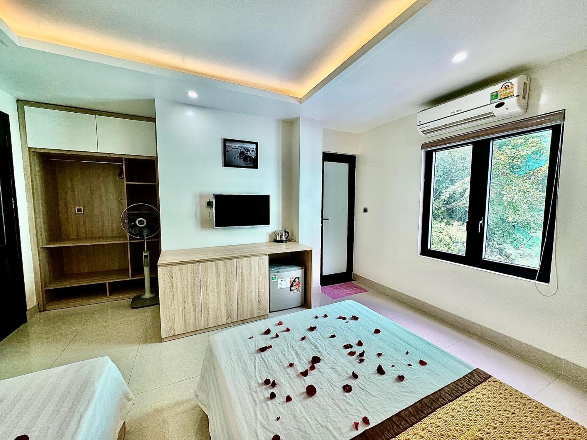 Sunflower Catba Hotel Dong Khe Sau 외부 사진